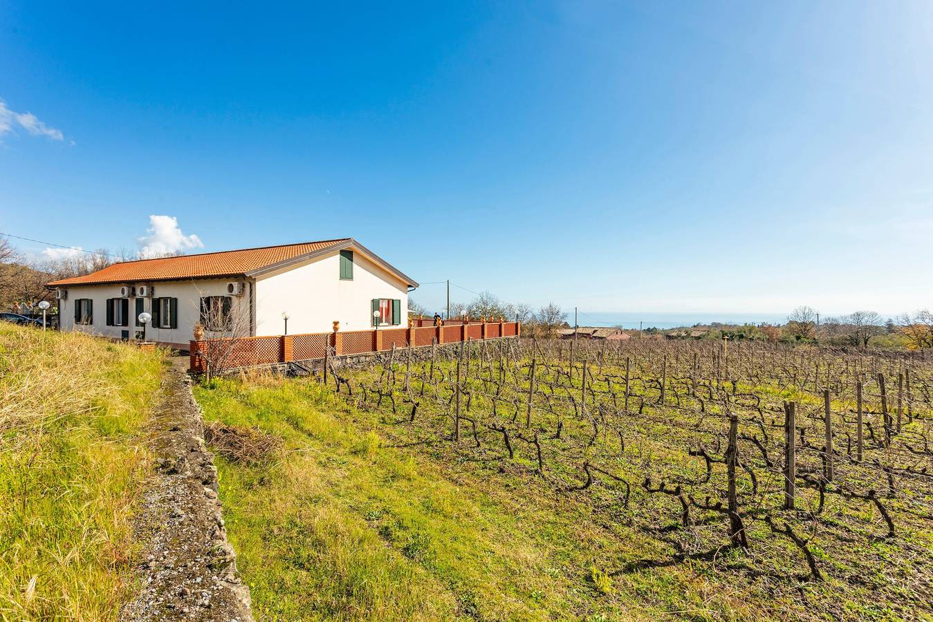 Hel lägenhet, Apartment 'Camia Etna House - Deluxe' with Sea View, Wi-Fi and Air Conditioning in Piedimonte Etneo, Etna