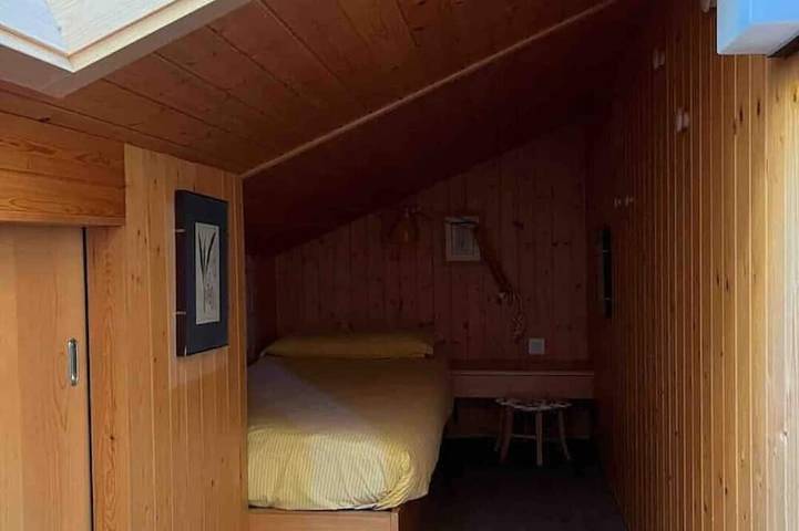 Ganze Wohnung, Recently refurbished modern apartment with unhindered views of the Matterhorn. in Zermatt, Walliser Alpen