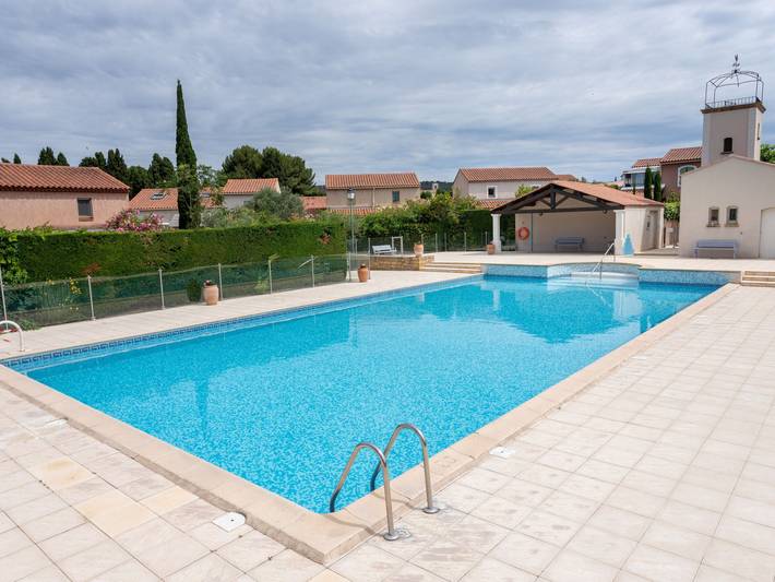 Location de vacances pour 4 personnes, avec terrasse et jardin au Parc naturel régional des Alpilles - 2