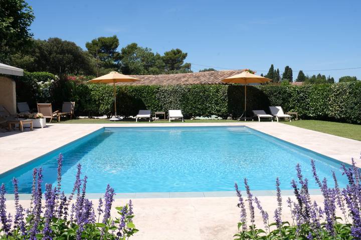 Location de vacances pour 4 personnes, avec jardin et piscine à Orgone - 2