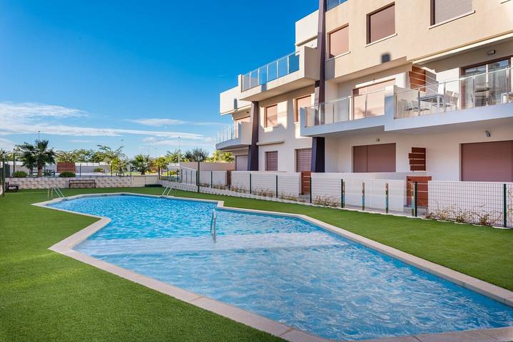 Apartamento para 6 personas, con Jardín y Piscina para niños en Pilar de la Horadada
