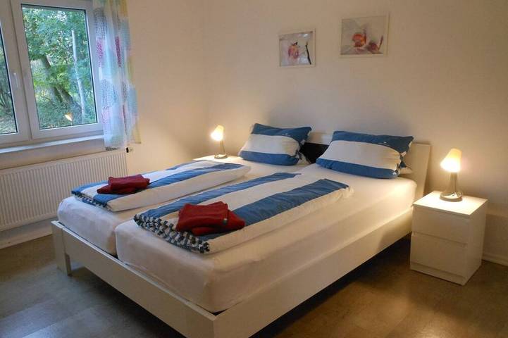 Ferienhaus für 4 Personen, mit Garten in Hage - 2