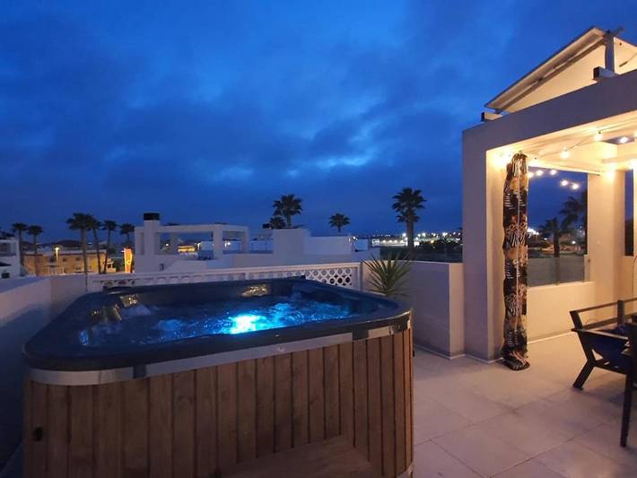 Ferienwohnung für 4 Personen, mit Garten und Ausblick sowie Pool und Kinderpool, kinderfreundlich in Ciudad Quesada