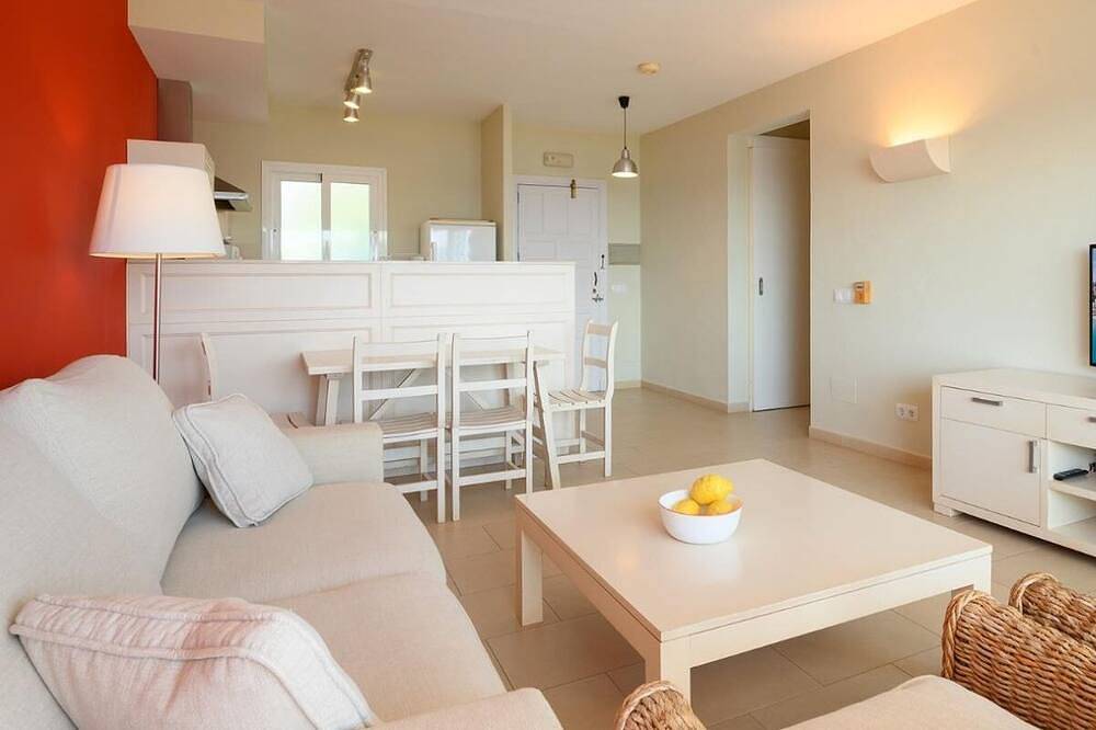 Entire apartment, Apartment 5 In front of the sea in Santo Tomas, Es Migjorn Gran