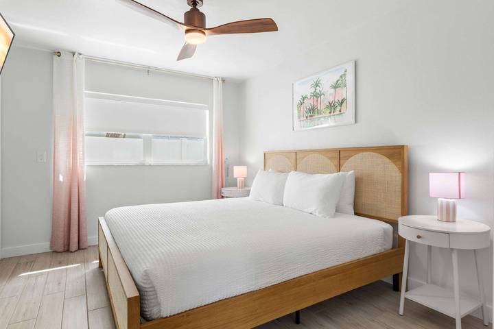 Apartment for 4 people, with balcony and pool, kid friendly in Clearwater