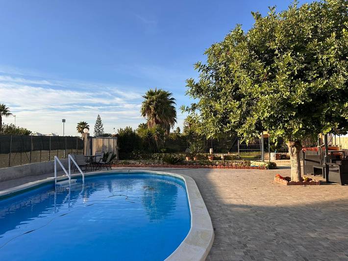 Villa per 6 persone, con giardino a Santa Maria del Focallo