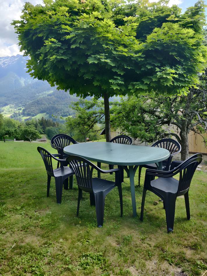Chambre d’hôte pour 2 personnes, avec jardin dans les Alpes francaises