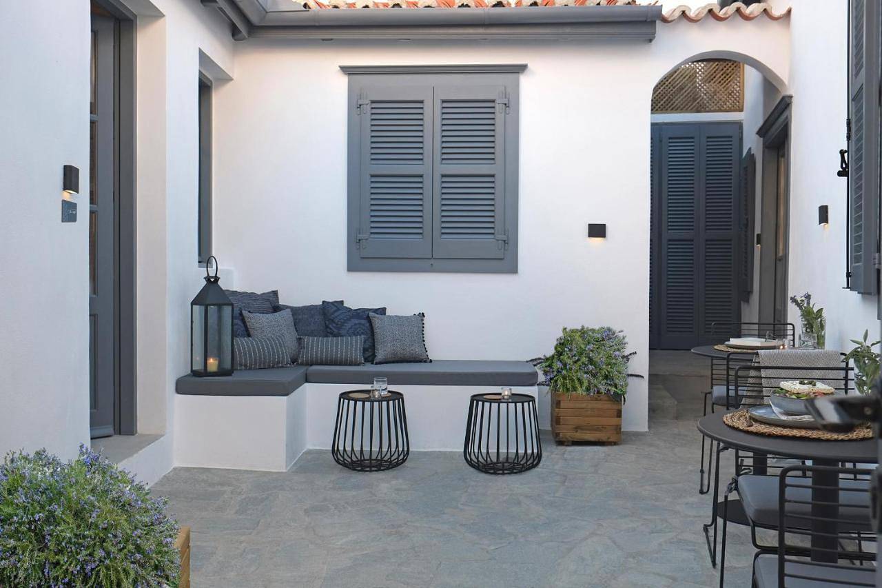 Double Room with Private Bathroom in Hydra