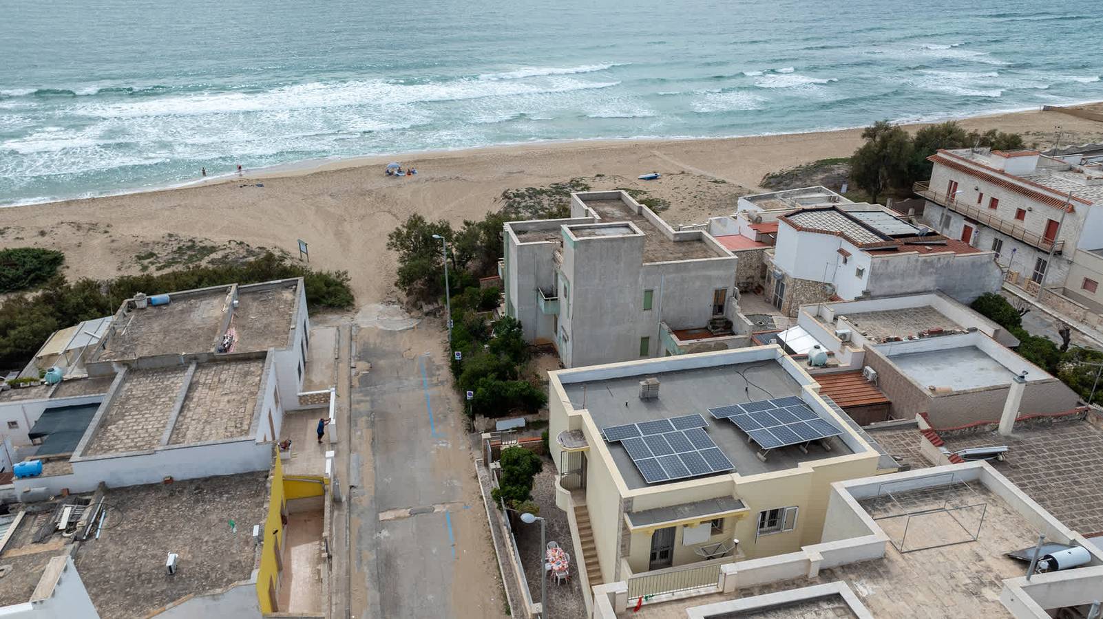 Casa Laura 2 a soli 20 mt dalla spiaggia di San Pietro in Bevagna in Manduria, Golfo de Tarento
