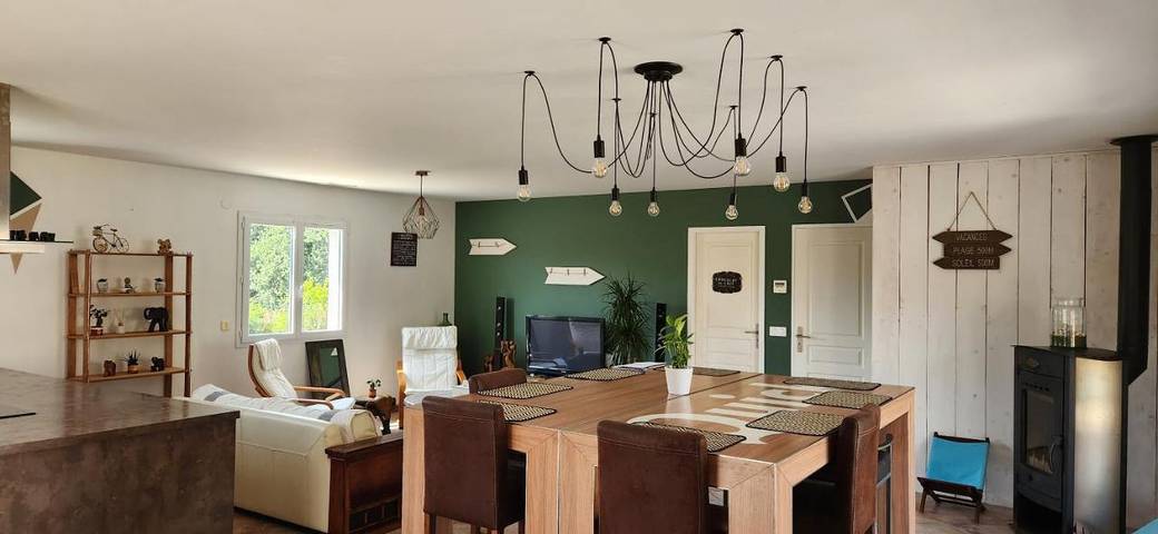 Location de vacances pour 6 personnes, avec jardin et piscine, animaux acceptés à Saint-Thibéry - 4