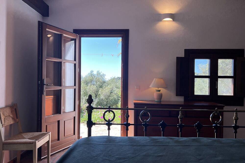 A naturally evolved place in nature – with pool and views of the sea in Gaucín, Málaga Province