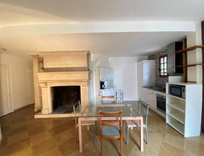 Gîte pour 2 personnes, avec terrasse, animaux acceptés à Mantes-la-Ville