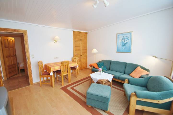 Bungalow für 3 Personen, mit Terrasse und Garten - 1