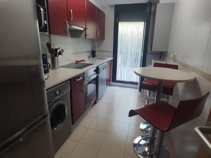 Apartamento entero, Apartamento con Jardín Privado y Parking en Jaca in Jaca, Pirineo Aragonés