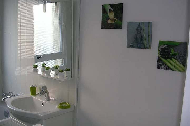 Gîte pour 4 personnes, avec balcon dans Plage Riva-Bella - 4