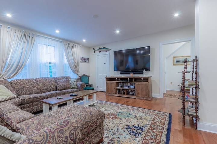 Location de vacances pour 25 personnes, avec jardin et piscine dans Beauclair - 3