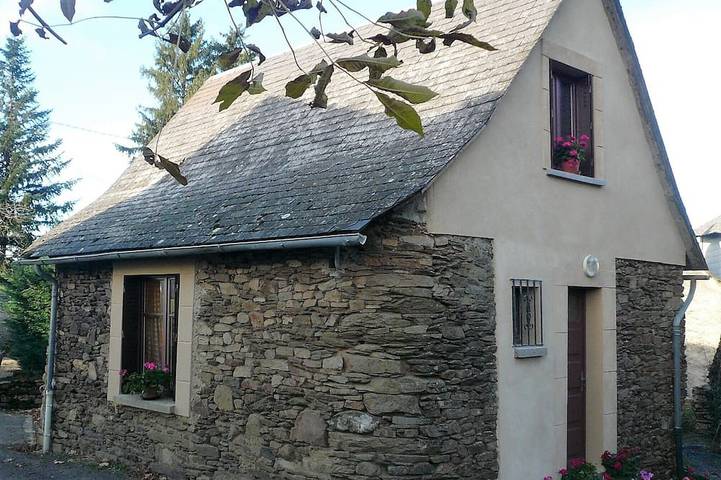 Location de vacances pour 2 personnes, avec jardin à Castelnau-de-Mandailles - 4