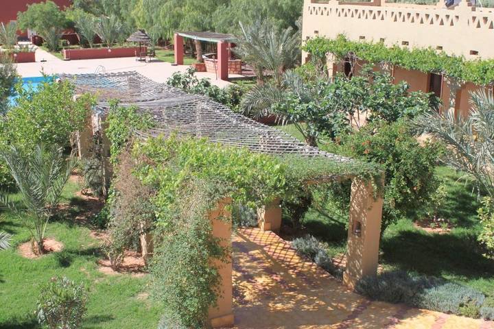Hôtel pour 2 personnes, avec jardin ainsi que piscine et terrasse