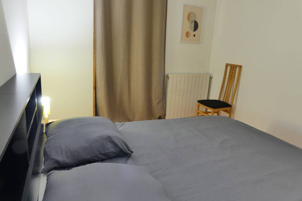 Appartement entier, Gîte La Luna in Genestelle, Parc naturel régional des Monts d'Ardèche