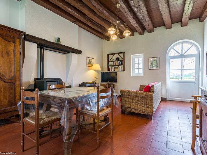 Ruhiges Ferienhaus nahe der Loire, ideal zum Angeln und Wandern in Saint-Hilaire-Fontaine, Nièvre