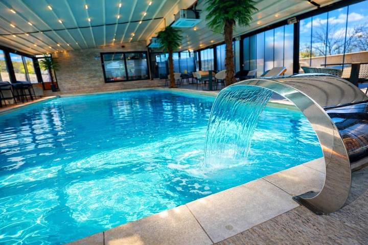 Appartement de vacances pour 4 personnes, avec balcon ainsi que vue et piscine - 1