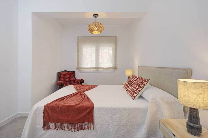 Comeback Hotel California in Calahonda, Motril