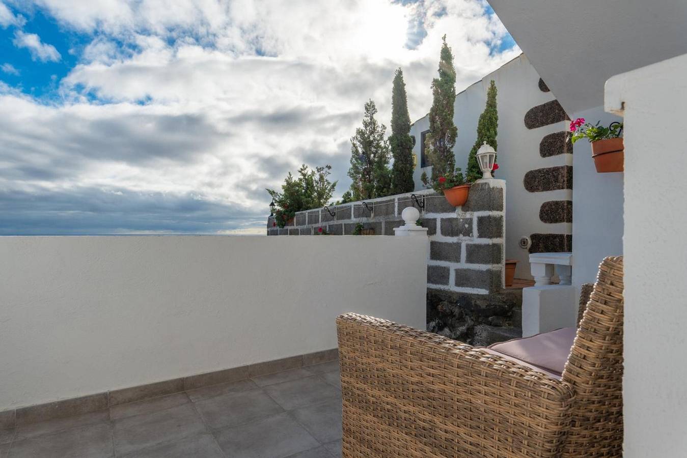 Appartement entier, Appartement « Vivienda Vacacional Tinisagua » avec vue sur la mer, terrasse privée et Wi-Fi in El Fuerte, Breña Alta