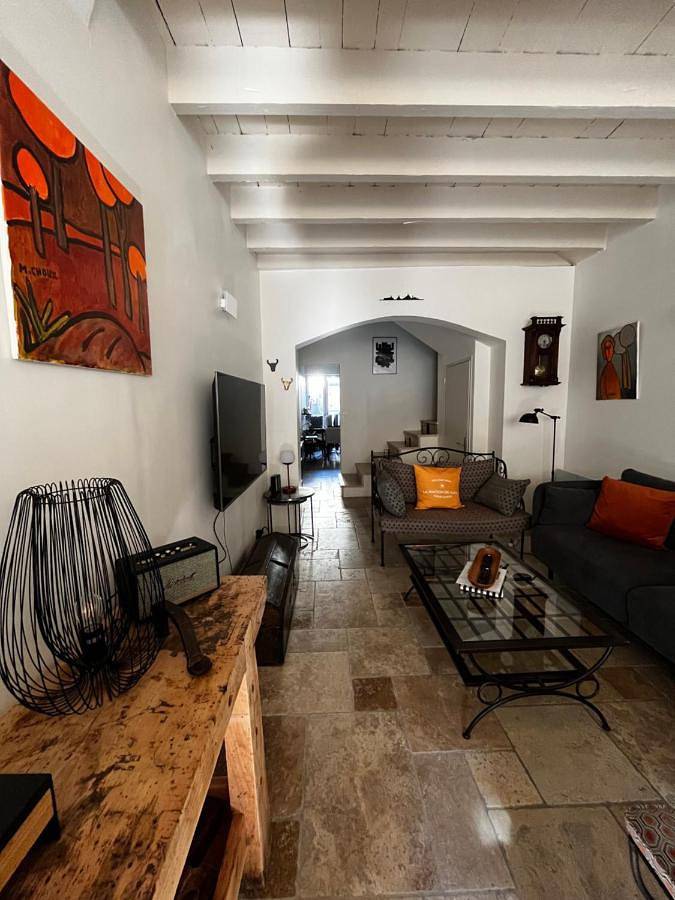 Location de vacances pour 6 personnes, avec balcon dans Office de Tourisme d'Aigues-Mortes en Terre de Camargue - 2