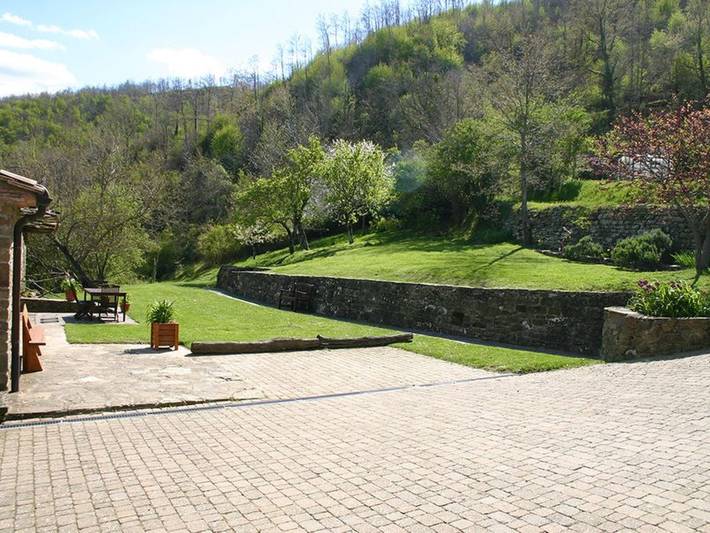 Priello, podere Toscano dell 600 in Caprese Michelangelo, Valtiberina