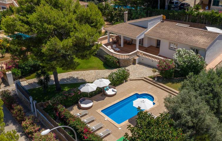 Casa vacanza per 6 persone, con Terrazza e Giardino a Santa Ponsa