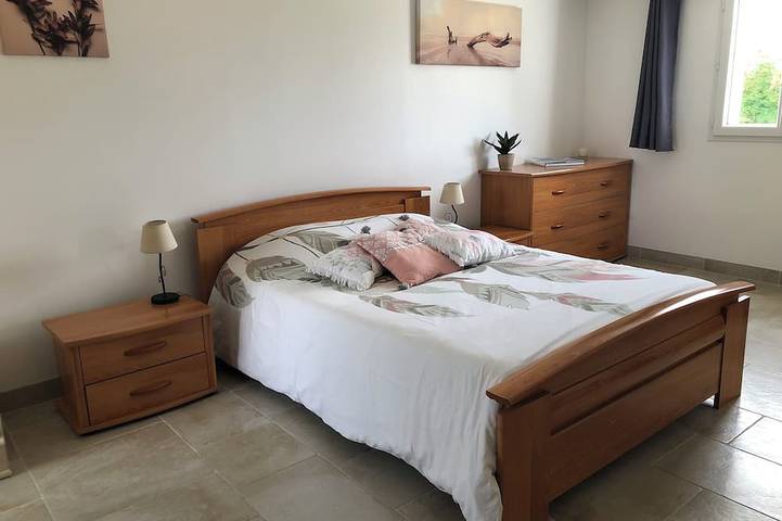 Location de vacances pour 5 personnes, avec terrasse et jardin à Marans - 4