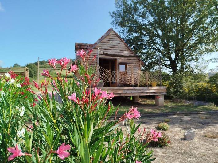 Chalet pour 2 personnes, avec terrasse ainsi que jardin et vue - 1