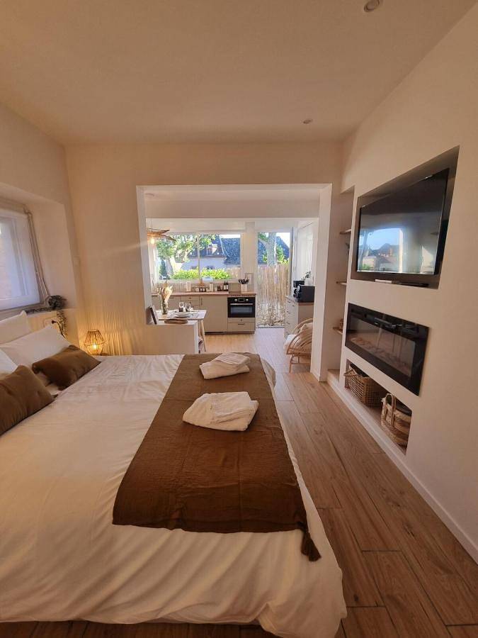 Gîte pour 3 personnes, avec Terrasse à Meyssac