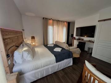 Hôtel pour 3 personnes, avec sauna ainsi que jardin et vue à la Plaine des Cafres