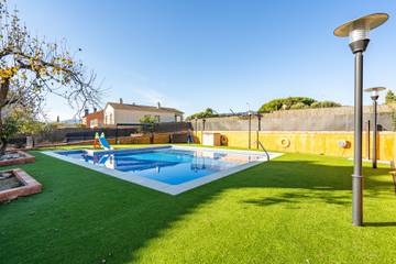 Glamping voor 12 Personen in L'Ametlla del Vallès, Barcelona Provincie, Afbeelding 1