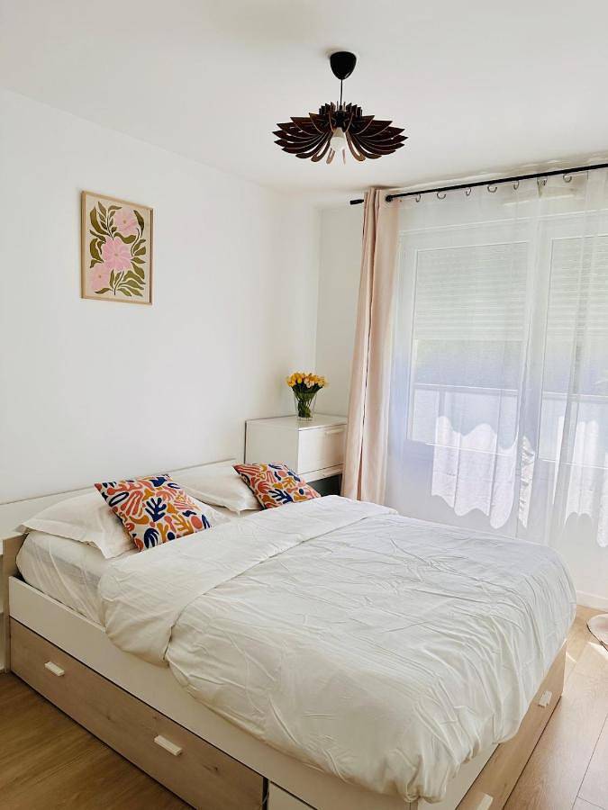 Gîte pour 4 personnes, avec Balcon et Terrasse à Lognes - 3
