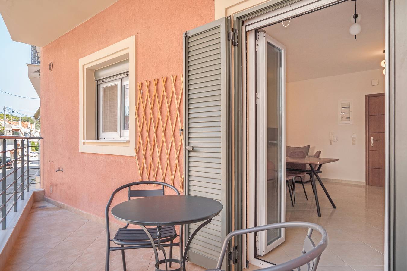 Ganze Wohnung, Apartment 'Ardavani City 6' mit Gemeinschaftsterrasse, Wlan und Klimaanlage in Argostoli, Kefalonia