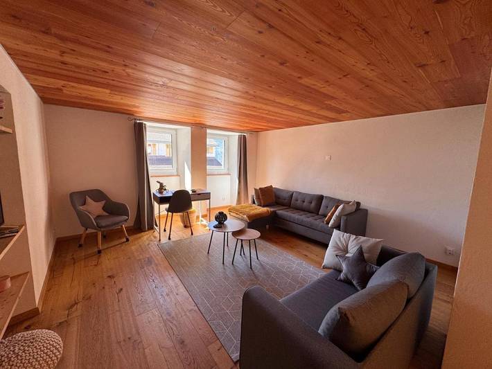 Gîte pour 5 personnes, avec jardin et vue à Conthey