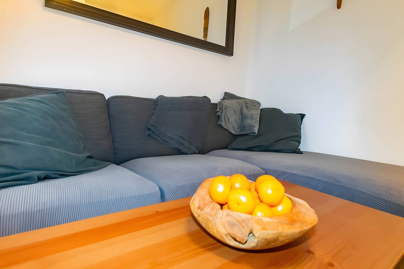 Casa de vacaciones 'Blue Note' con vistas a la montaña, terraza privada y Wi-Fi in Torrox Pueblo, Torrox