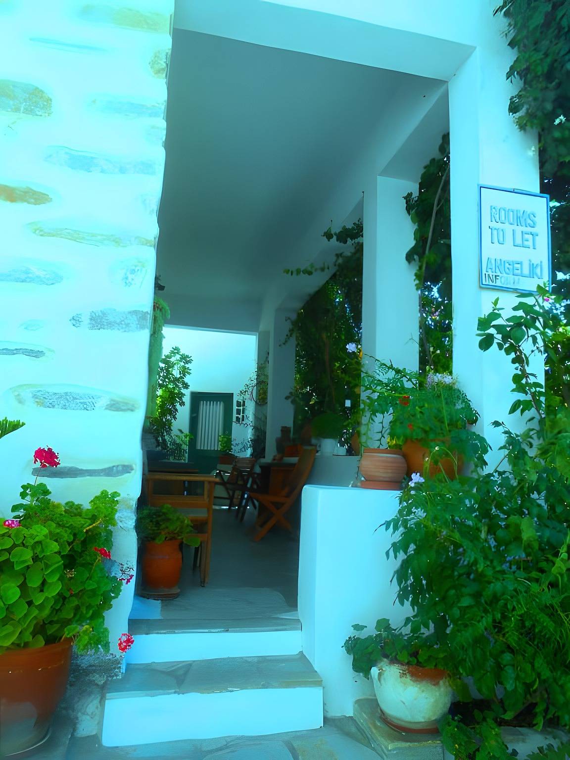 Geheel appartement, Appartement '- Begane Grond' met Balkon, Wifi en Airconditioning in Katapola, Amorgos