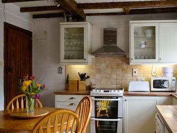 Log Cabin for 4 People in North Yorkshire, Yorkshire, Photo 3