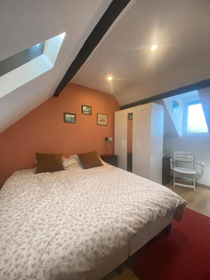Two-Bedroom Apartment in Forges-les-Eaux, Région de Dieppe