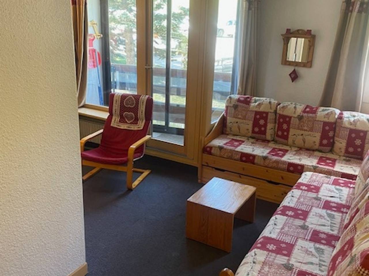 Studio entier, Les Menuires: Apt 4 pers, rénové, balcon, Wifi, animaux admis in Les Menuires, Saint-Martin-de-Belleville