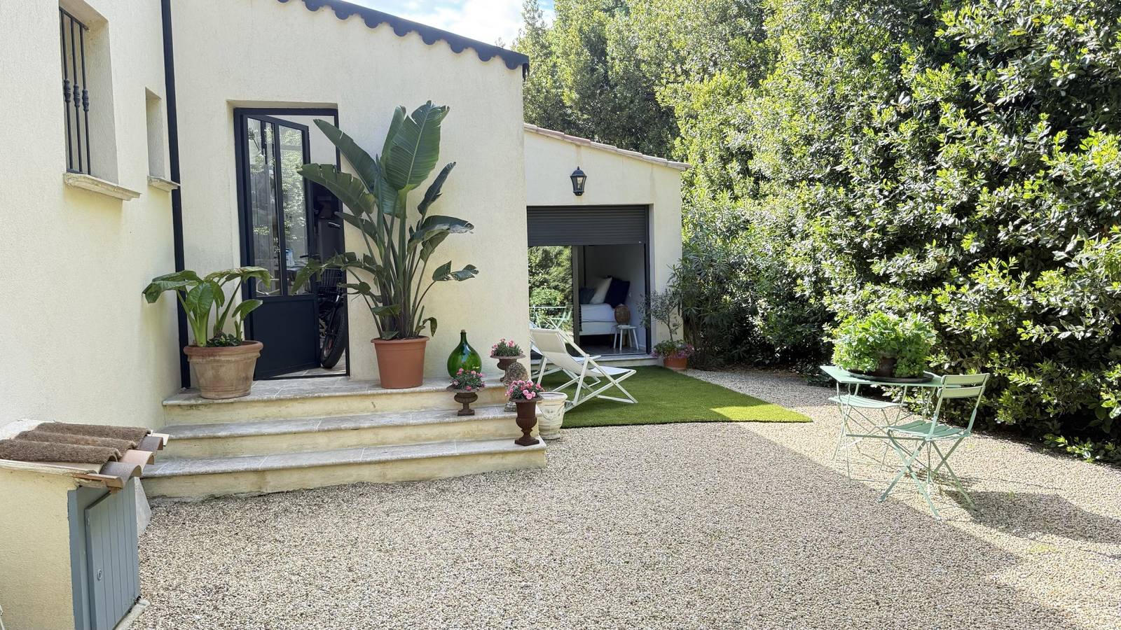 Chambres d'hôtes "La Largarde" - Suite avec vue sur le jardin in Six-Fours-les-Plages, Région de Toulon