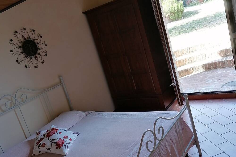 Cozy Tuscan-style apartment Suitable for families. Pets allowed in Siena, Siena Provinz