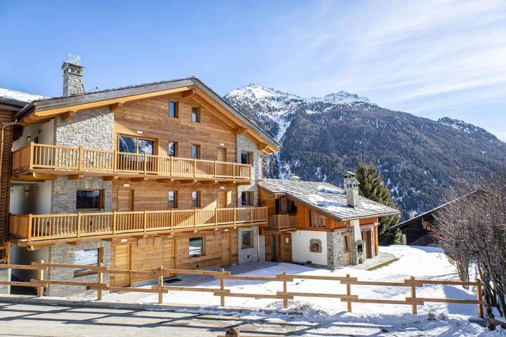 Albergo a gestione familiare per 4 persone, con panorama e giardino nonché sauna - 1
