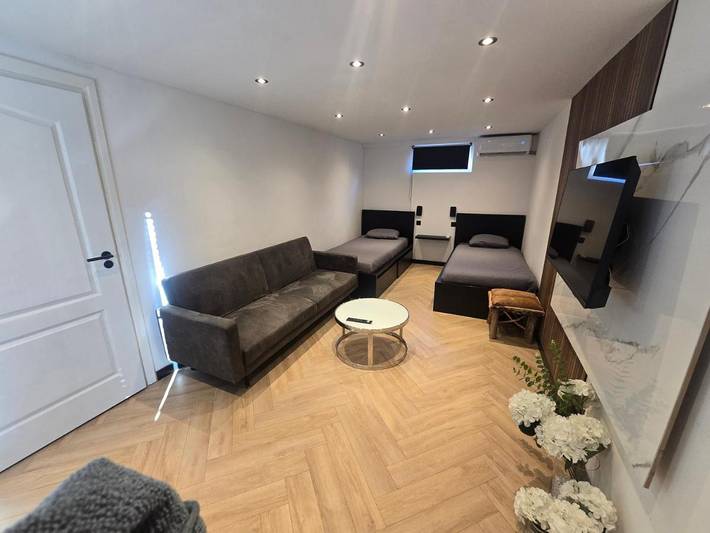 Vakantiewoning voor 3 personen, met Terras en Uitzicht in Tilburg