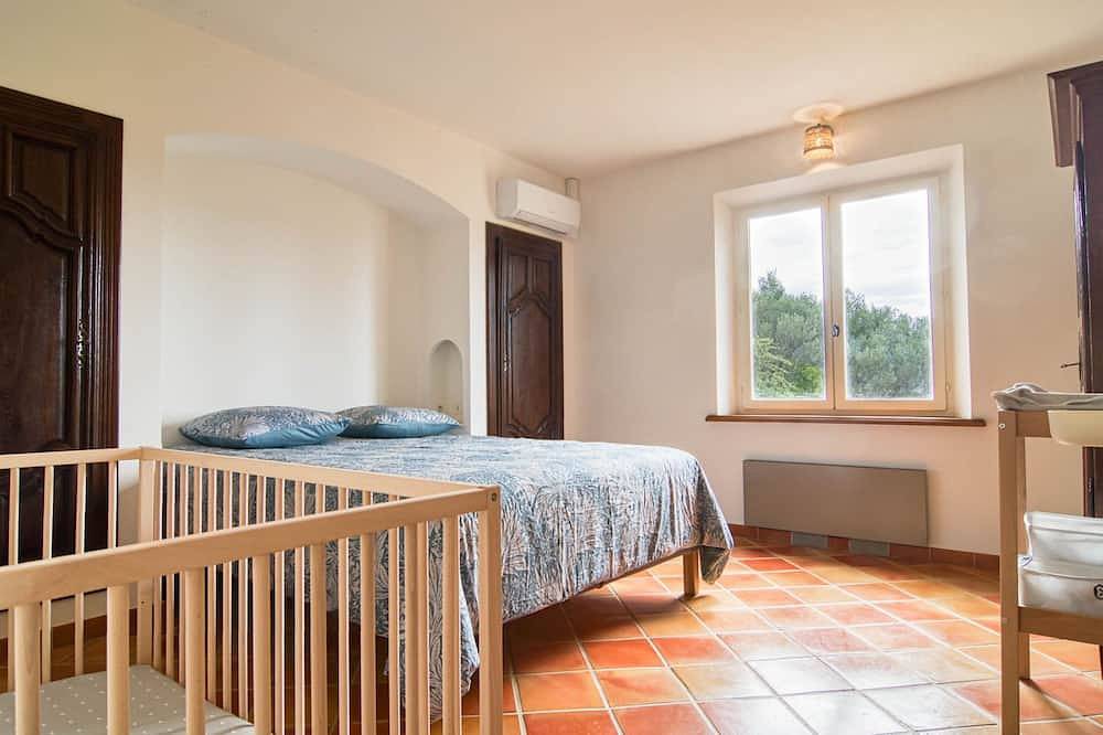 Le Belvédère d'Estelle by Interhome in Pierrefeu-du-Var, Toulon regio