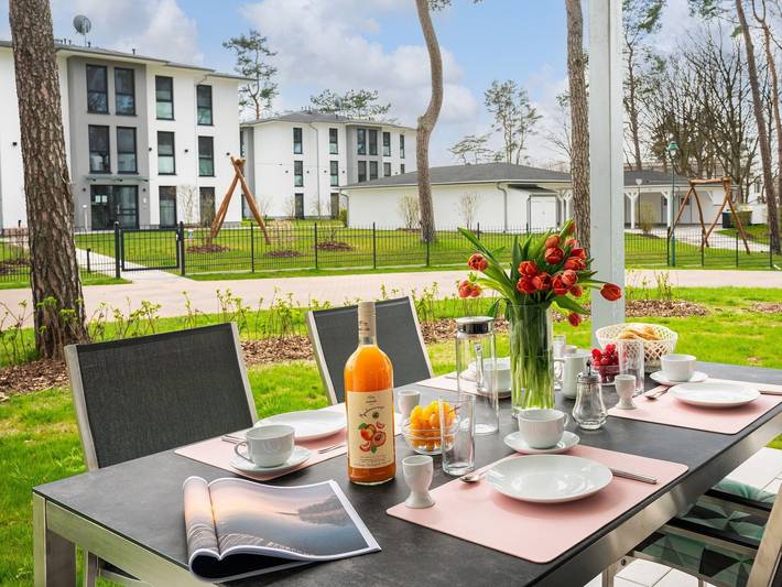 Ferienwohnung für 5 Personen, mit Balkon und Terrasse sowie Garten und Sauna in Zirchow