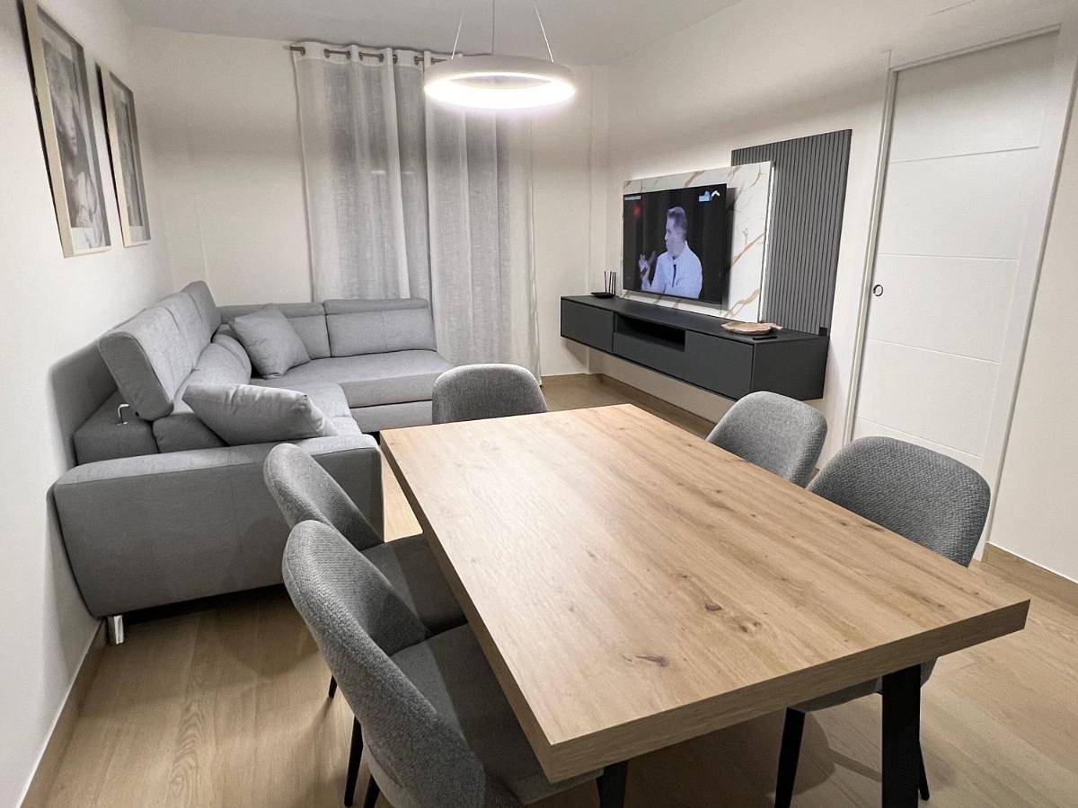 Appartement entier, Apartment Arevalo 2B Parking Gratis in Lucena, Sierras Subbéticas